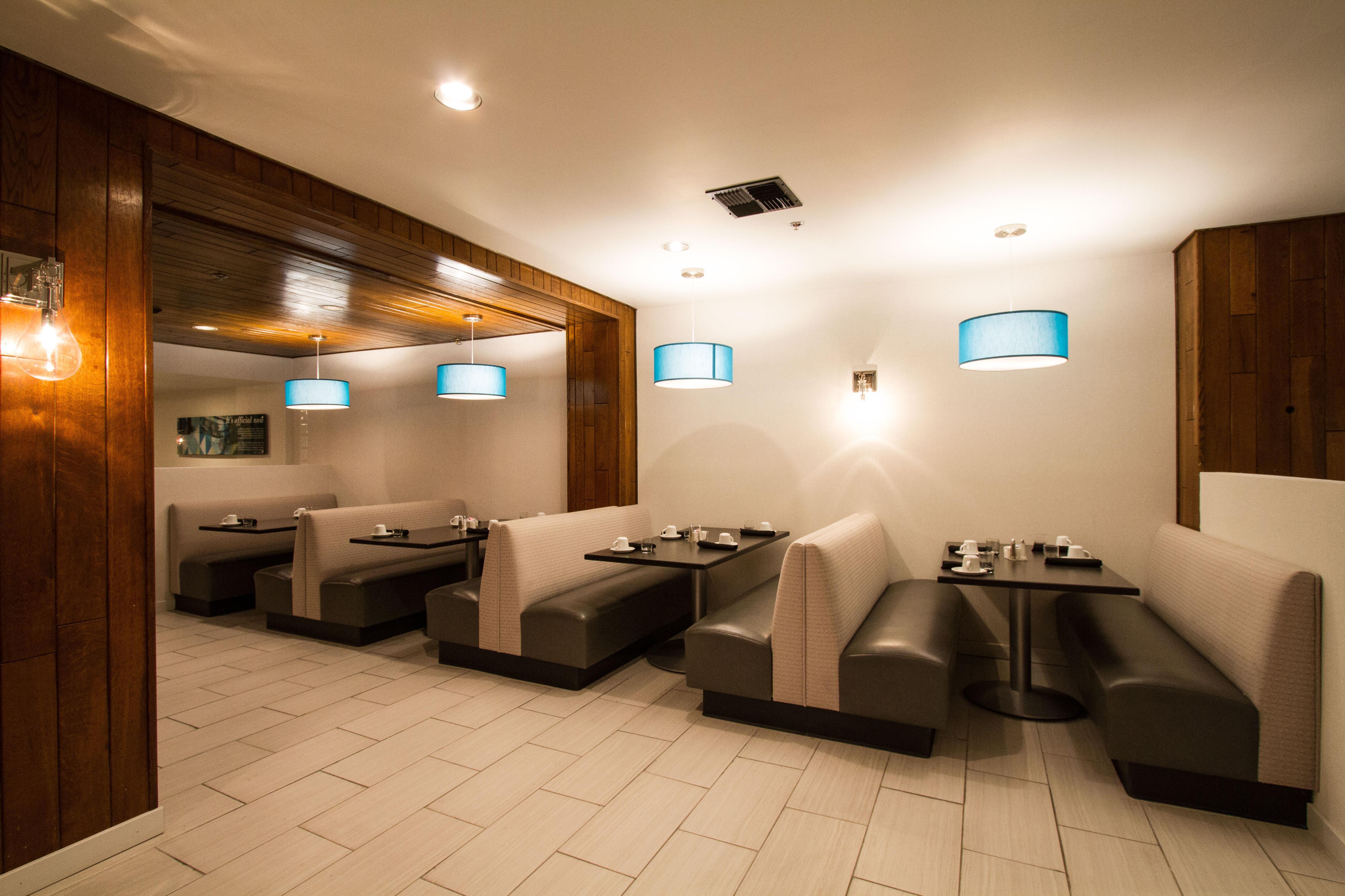 Holiday Inn Victorville By Ihg Exterior photo