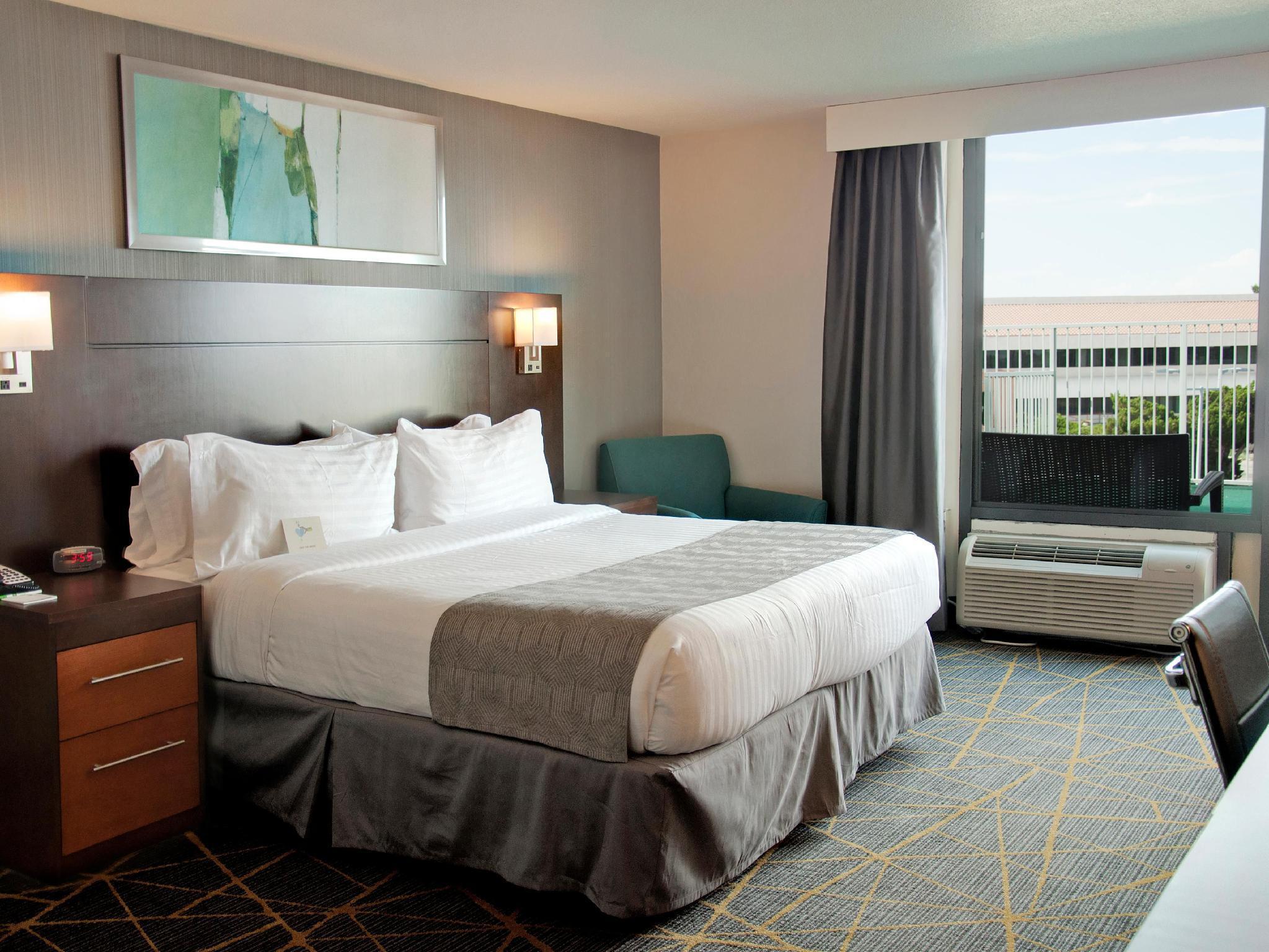 Holiday Inn Victorville By Ihg Exterior photo